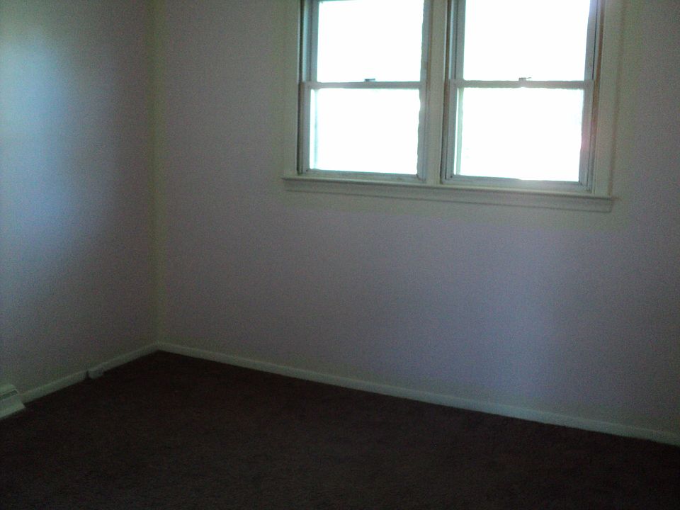 2nd image of 6040 Polk St