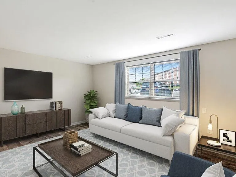 Village Square Apartments and Townhomes — Photo 7