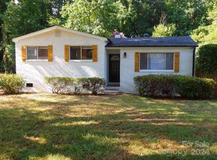 3832 Lake Rd, Charlotte, NC 28269