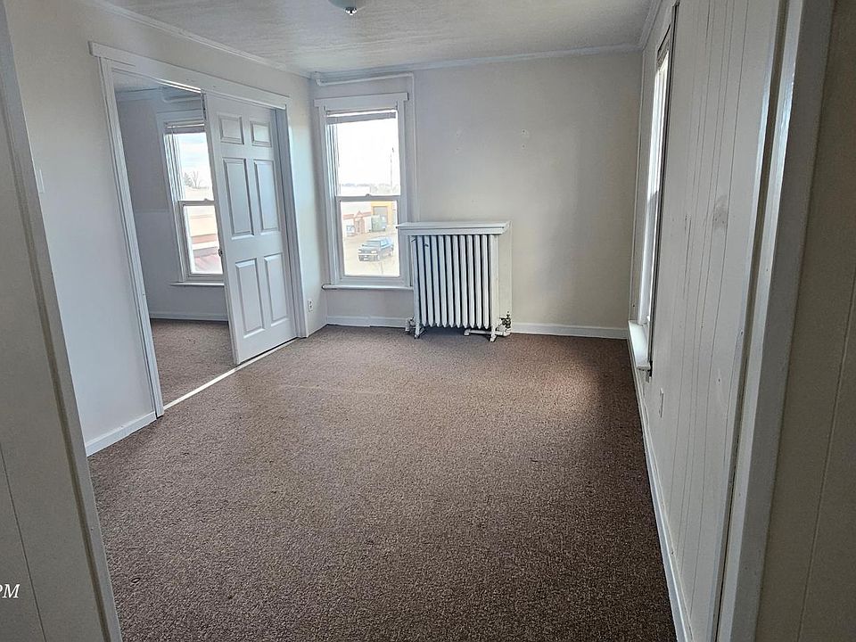 1st image of 114 E Easterday Ave #2