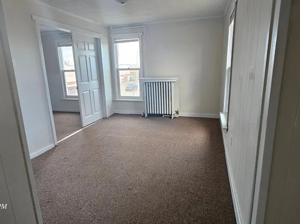 114 E Easterday Ave #2, Sault Sainte Marie, MI 49783