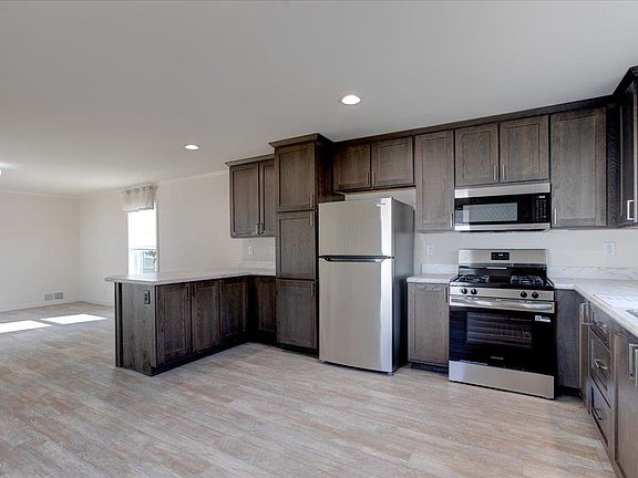 2nd image of 3003 Wilson St #20