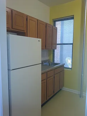 Rented by B.Belinda Realty LLC. | media 1