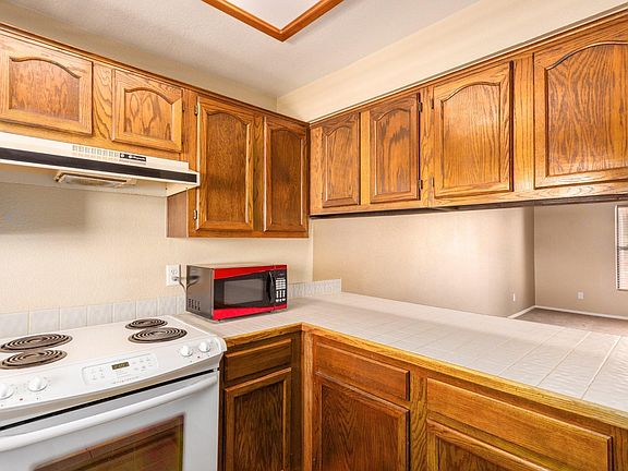 4th image of 11666 N 28th Dr Unit 268