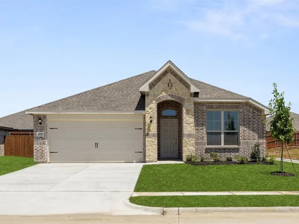 4820 Elite Dr, Sanger, TX 76266