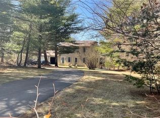 25 Woodville Alton Rd, Wood River Junction, RI 02894