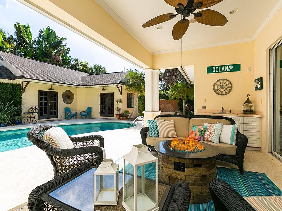 1st image of 656 Bougainvillea Ln