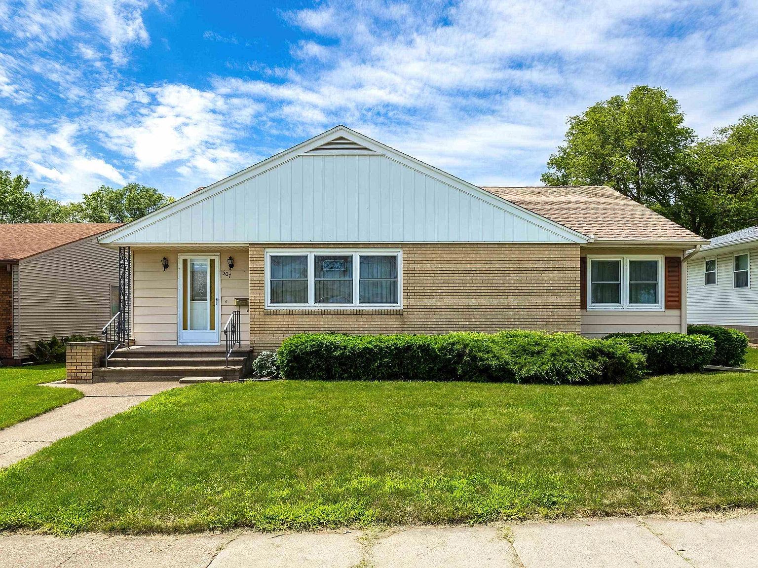 507 Hall Ave, Lowden, IA 52255 MLS QC4254298 Zillow