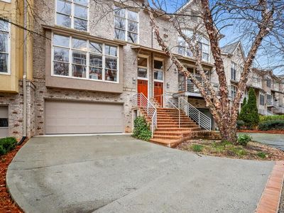 1321 Peachtree Vw, Atlanta, GA, 30319