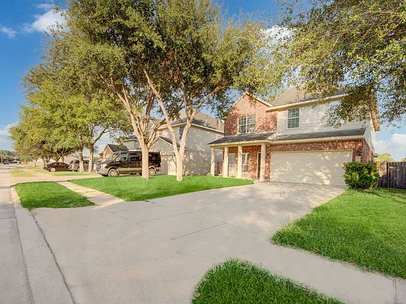 3rd image of 2726 Empire Oaks Ln