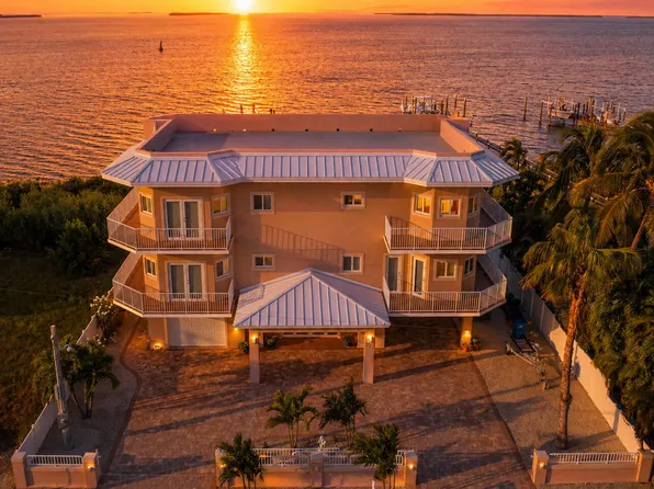 112 N Bounty Ln, Key Largo, FL 33037