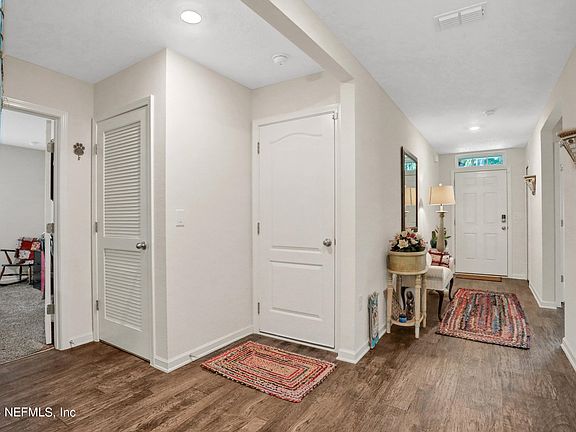 3rd image of 51 PIEDMONT Drive