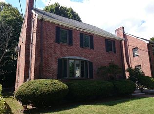 130 Bonad Rd, Brookline, MA 02467