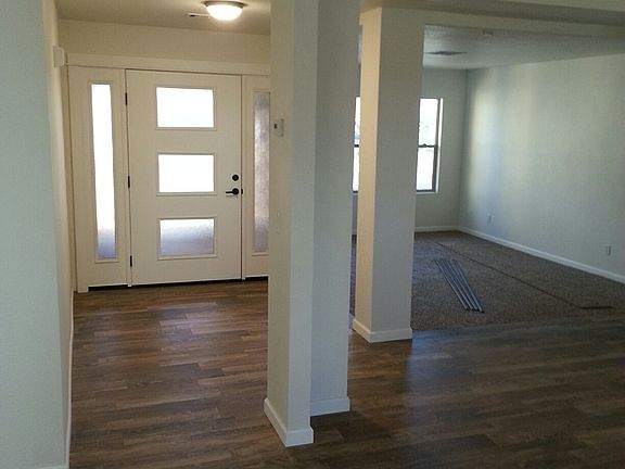 2nd image of 3229 Thistle Dr