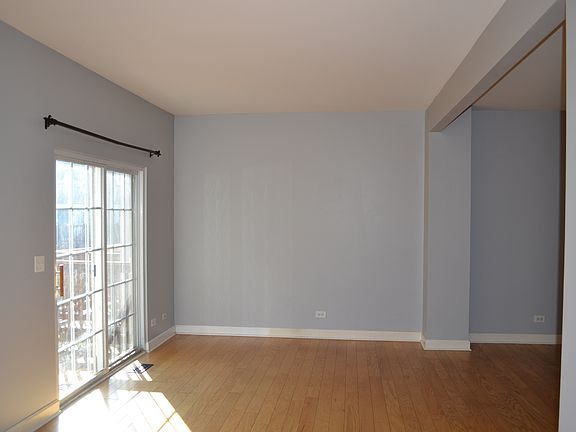 3rd image of 2326 Hudson Cir #2326