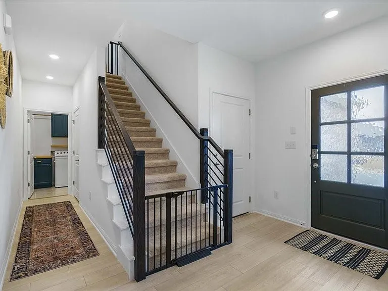 376A Papaya Dr — Photo 4