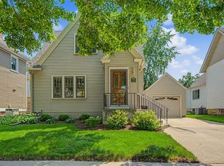 1206 1st St NW, Rochester, MN 55901