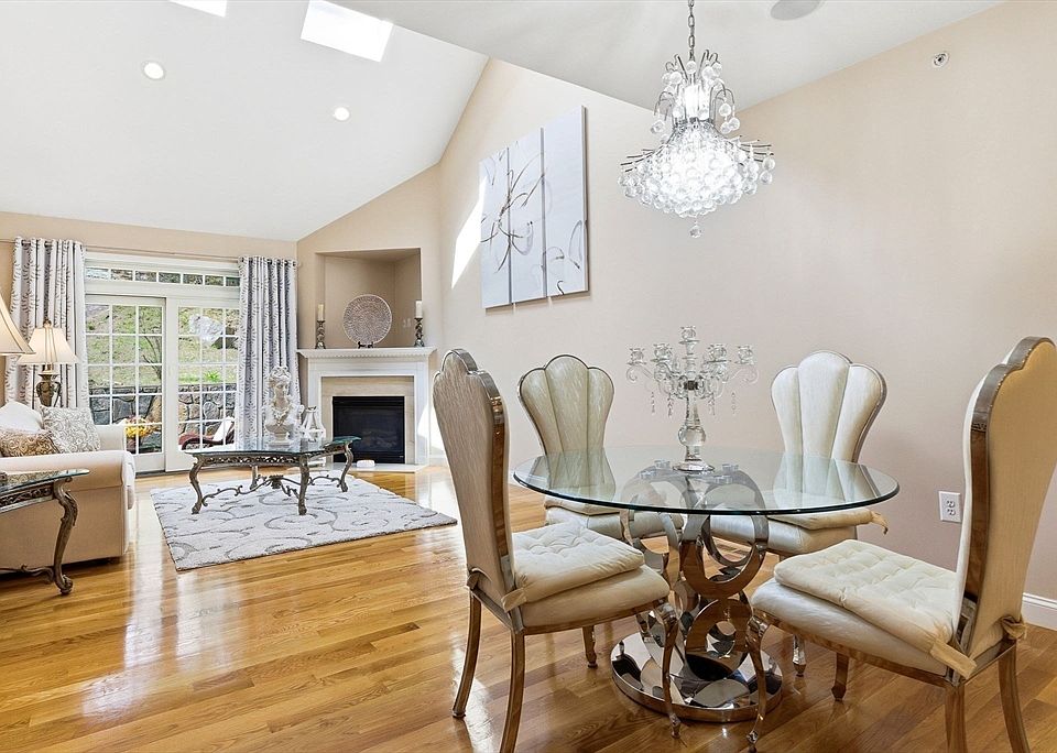 1st image of 900 Lynnfield St #D-16