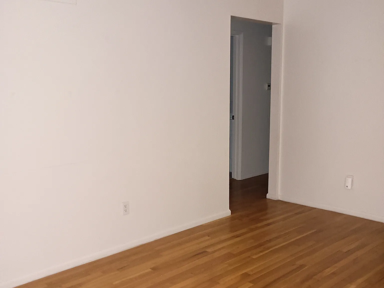 2 bed, 1100 sqft, $1,250 — Photo 3