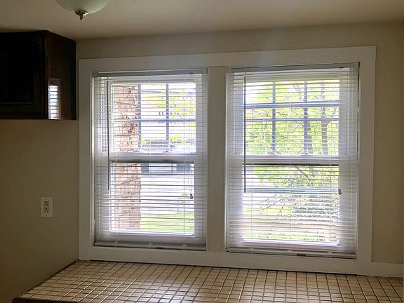5th image of 5 Way St APT 2