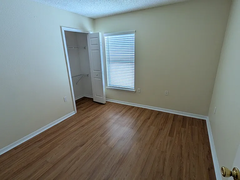 1563 Slash Pine Ct — Photo 10