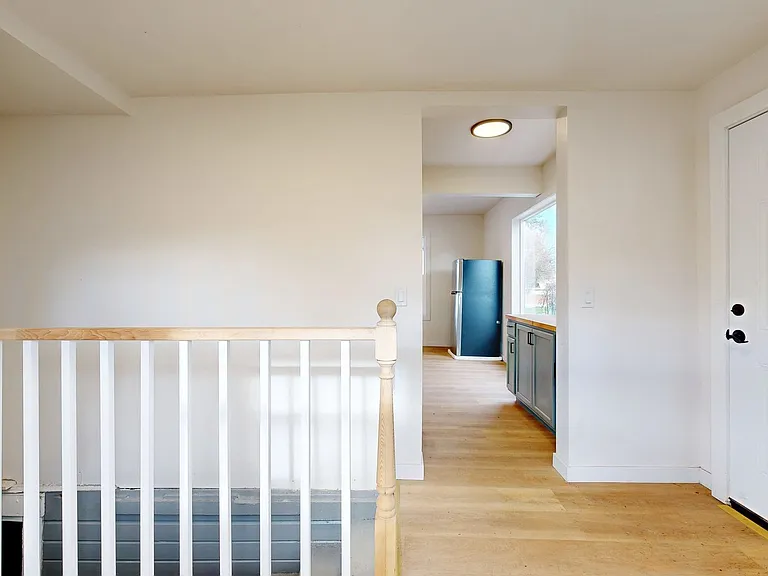 407 W Pine St — Photo 9