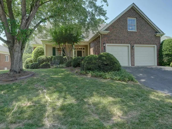 3504 Wedgewood Ct, Keswick, VA 22947