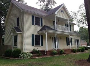 439 Butterfly Dr, Chesapeake, VA 23322