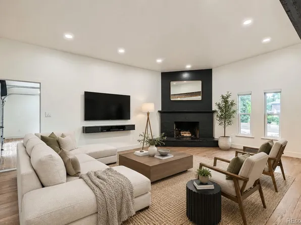 22 Rangeview Drive, Wheat Ridge, CO 80215