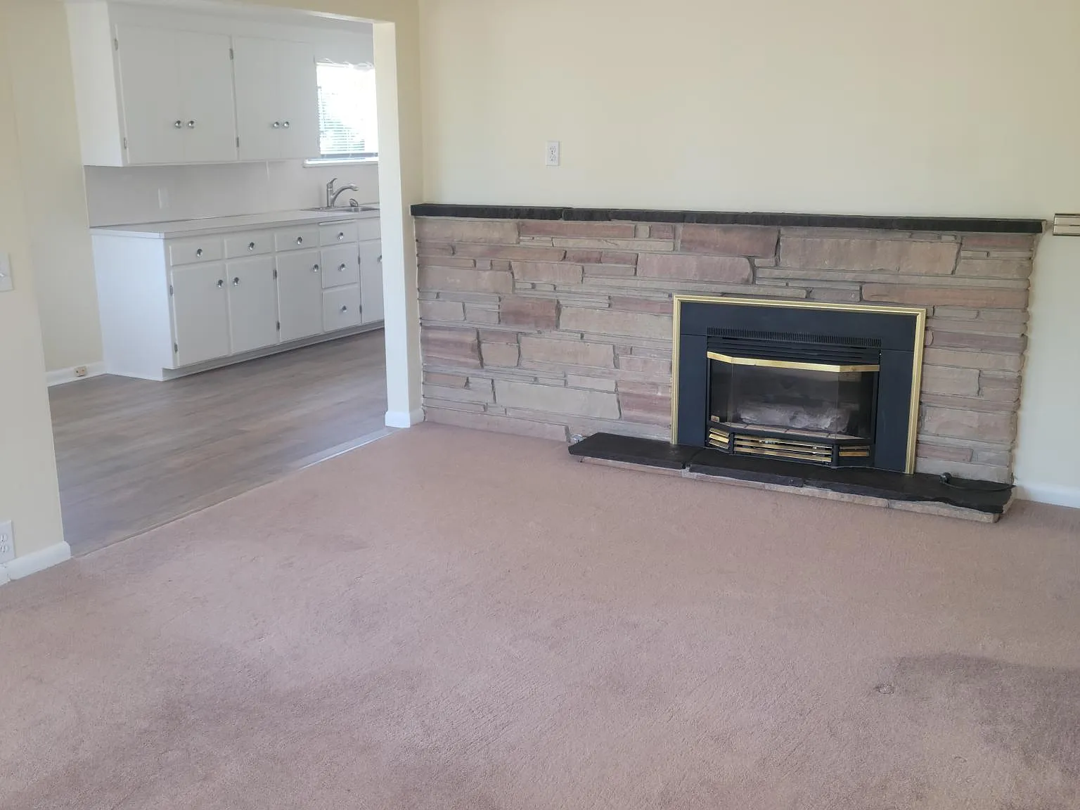 2 bed, 1.5 bath, 1000 sqft, $2,600 — Photo 4