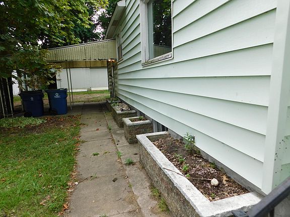 4th image of 157 Harrison St
