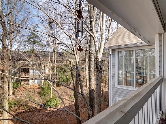 2nd image of 2204 Countryside Pl SE