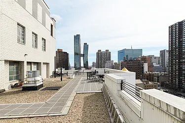 Rented by Sotheby's International Realty