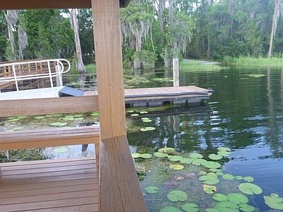 GREEN DOCK BEAUTIFUL VIEW OF LAKE NONA : EXCLUSIVE GREEN DOCK AND BOAT RAMP. PICNIC TABLES TO ENJOY 