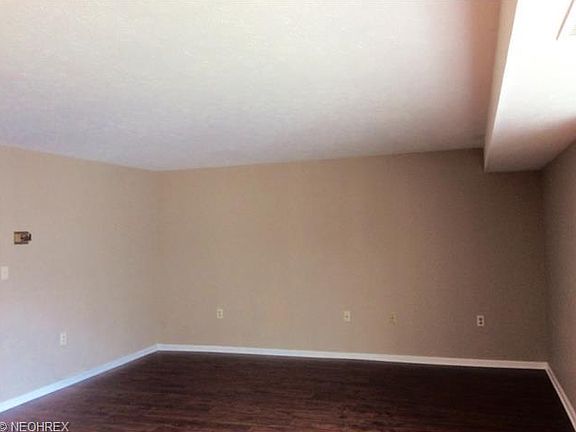 3rd image of 1931 King James Pkwy APT 316