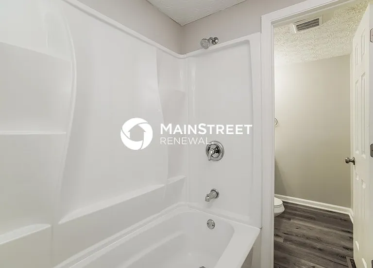696 Maclam Dr — Photo 16