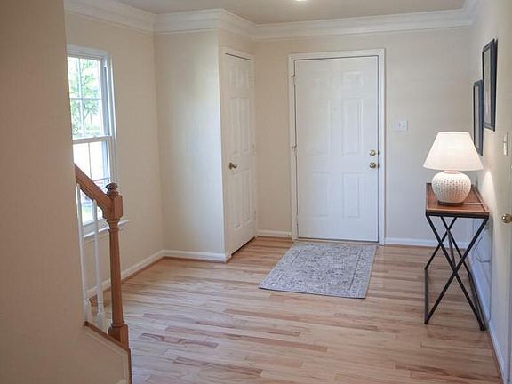 3rd image of 14113 Red Rock Ct