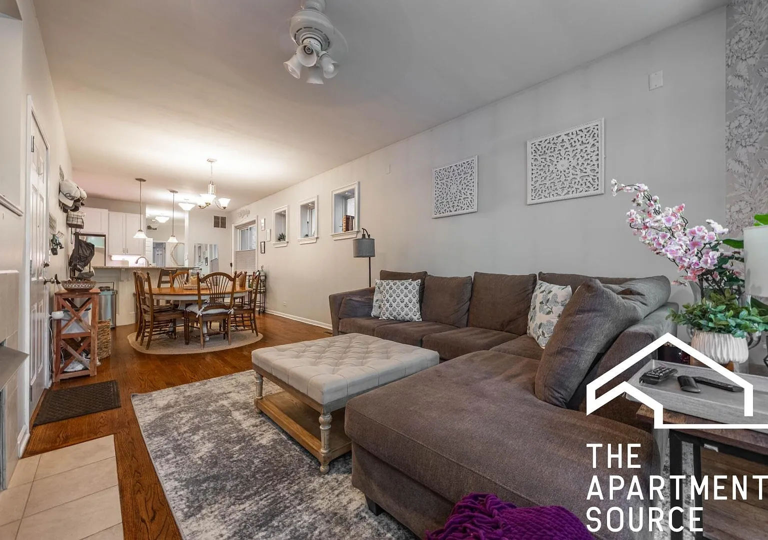 Modern 3BR/3BA Condo in Chicago - Available 11/1 - $4250 — Photo 1