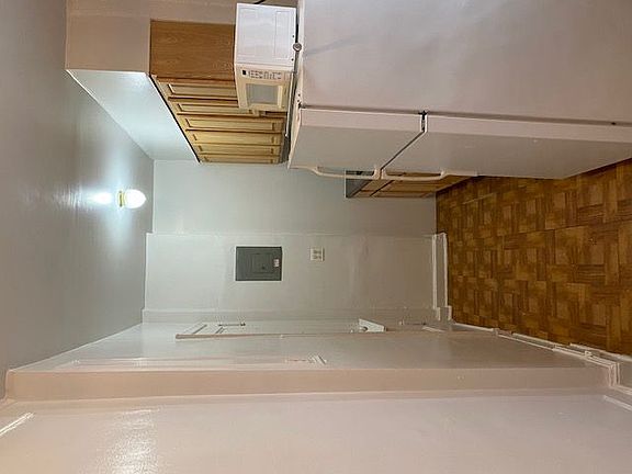 4th image of 75 Pierrepont St #5C