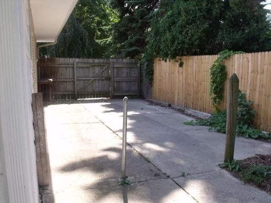 2116 35th Pl, Kenosha, WI 53140