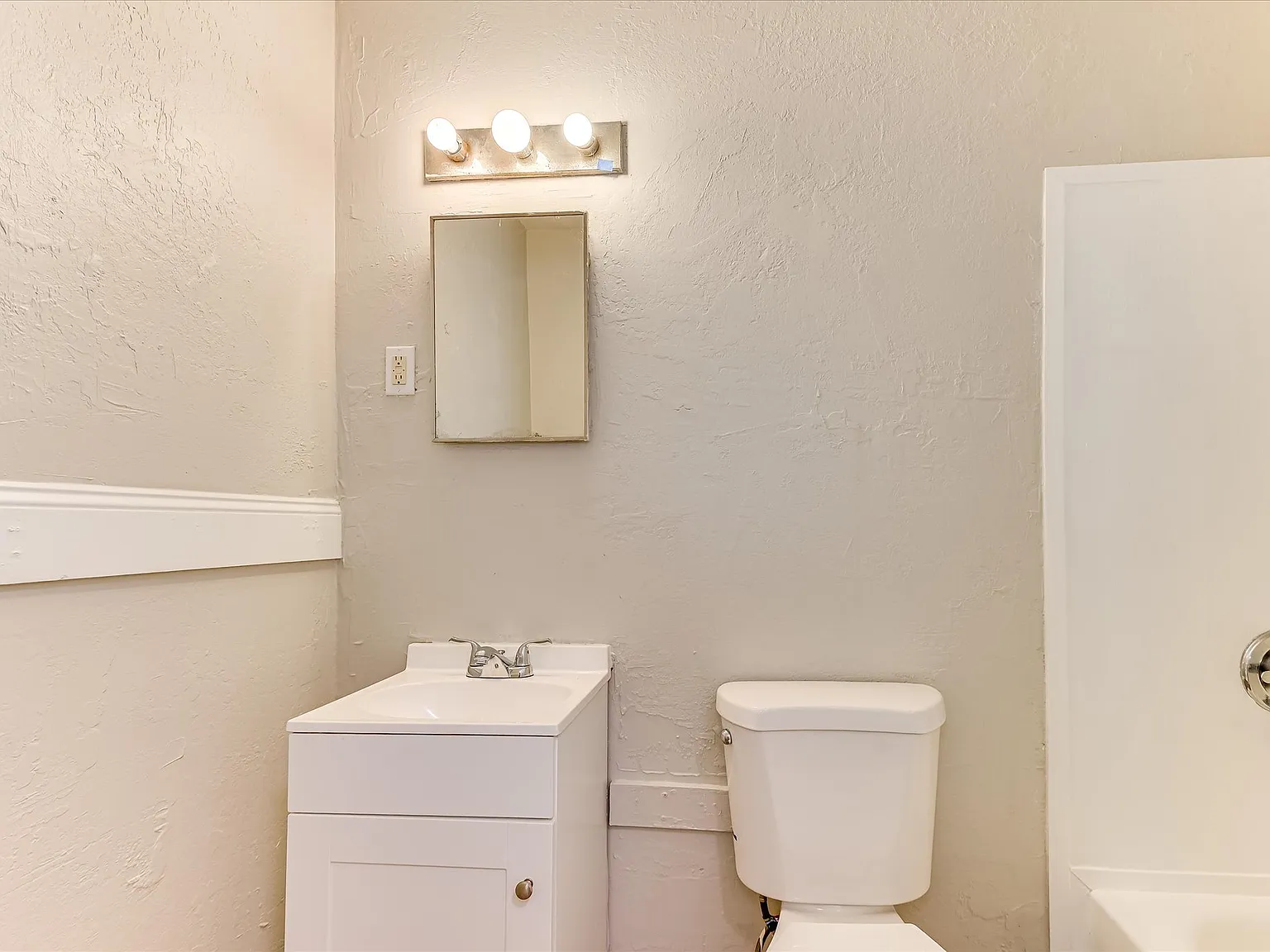 329 East View Drive - 1 — Photo 3