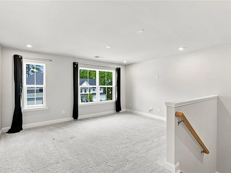 406 Riverclub Rd — Photo 35