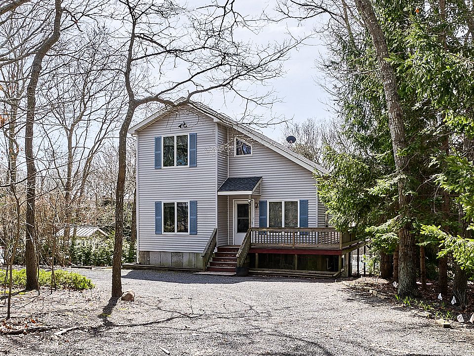 1st image of 21 Newtown Ct
