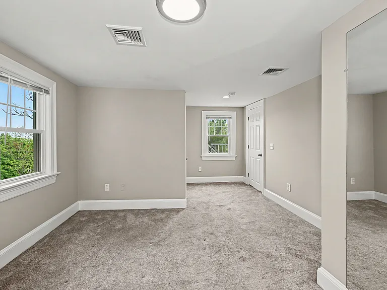 19 Spring Hill Ave #2 — Photo 3