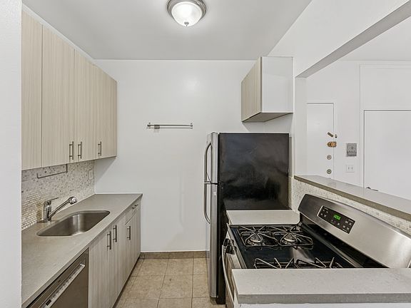 2nd image of 414 E 119th St APT 1FE