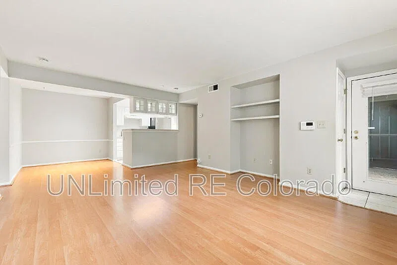 2 bed, 2.0 bath, 954 sqft, $1,550 — Photo 4