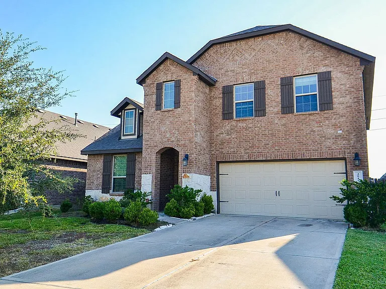 4015 Prairie Landing Ln — Photo 3