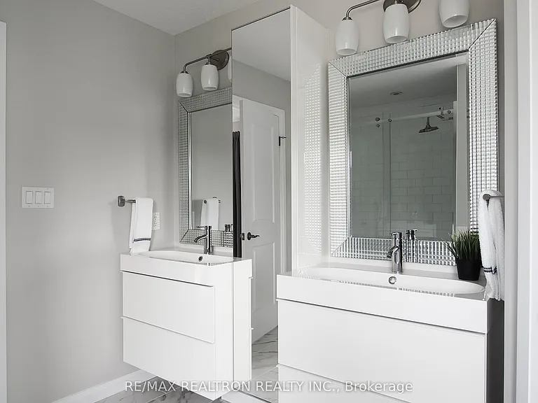 537 Sundew Dr — Photo 13