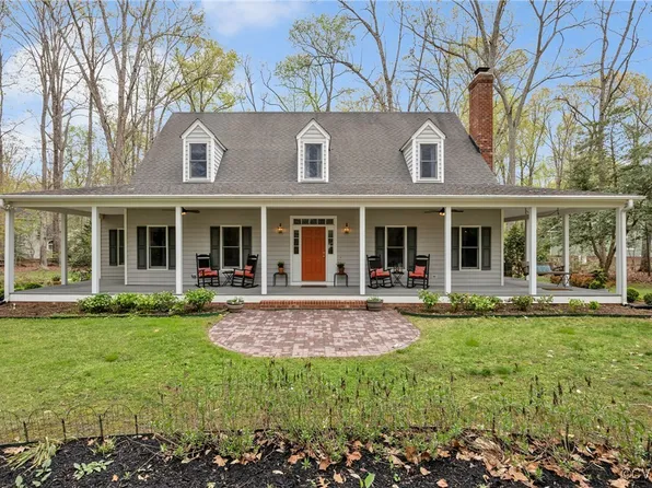 9333 Oak Trl, Ashland, VA 23005