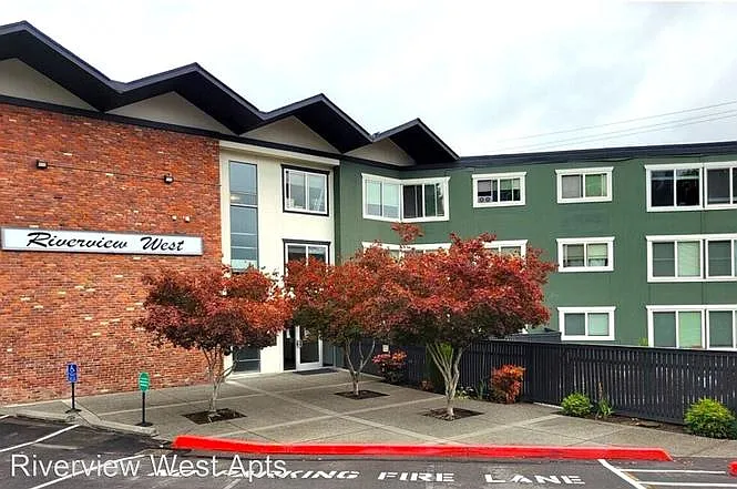 Building Photo - Riverview West Apartment
